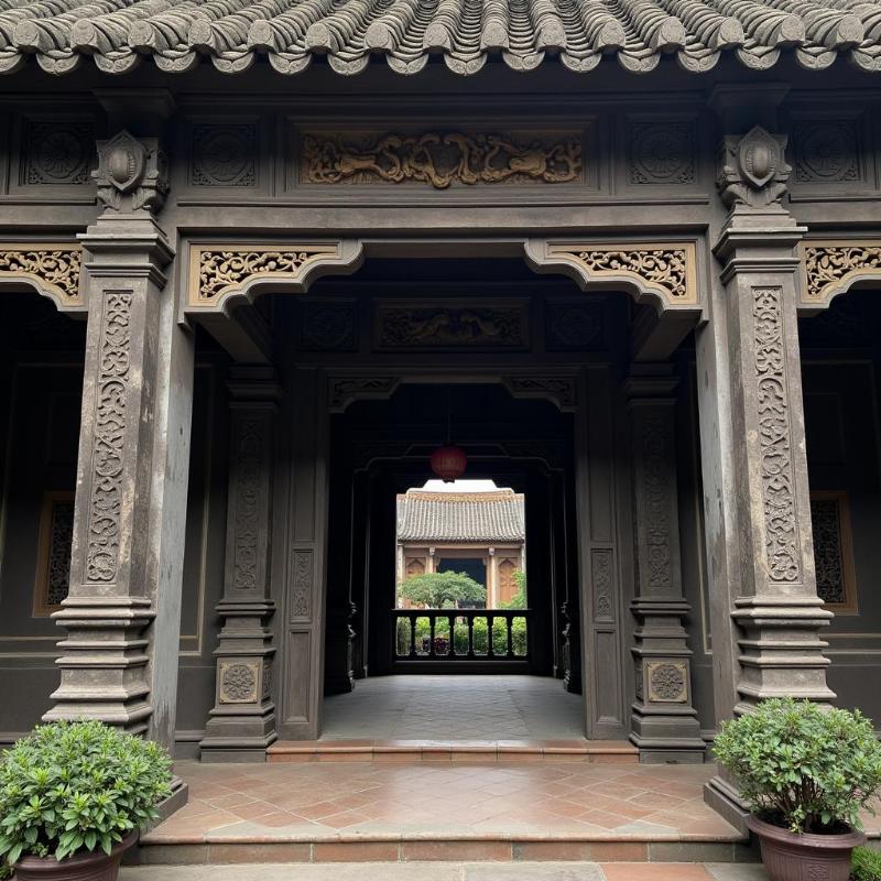 Kiến trúc cổ kính của đền thờ Nguyễn Minh Không ở Ninh Bình, chi tiết chạm trổ tinh xảo