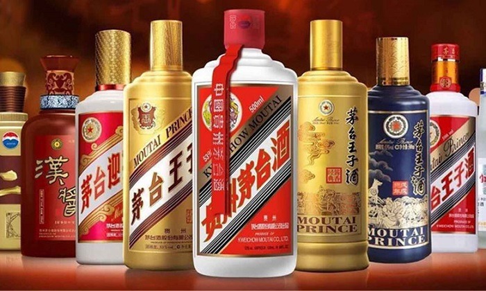 Đa dạng các dòng rượu Trung Quốc, đáp ứng mọi nhu cầu của khách hàng